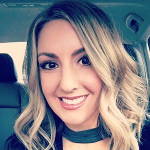 Meet your Posher, Melissa